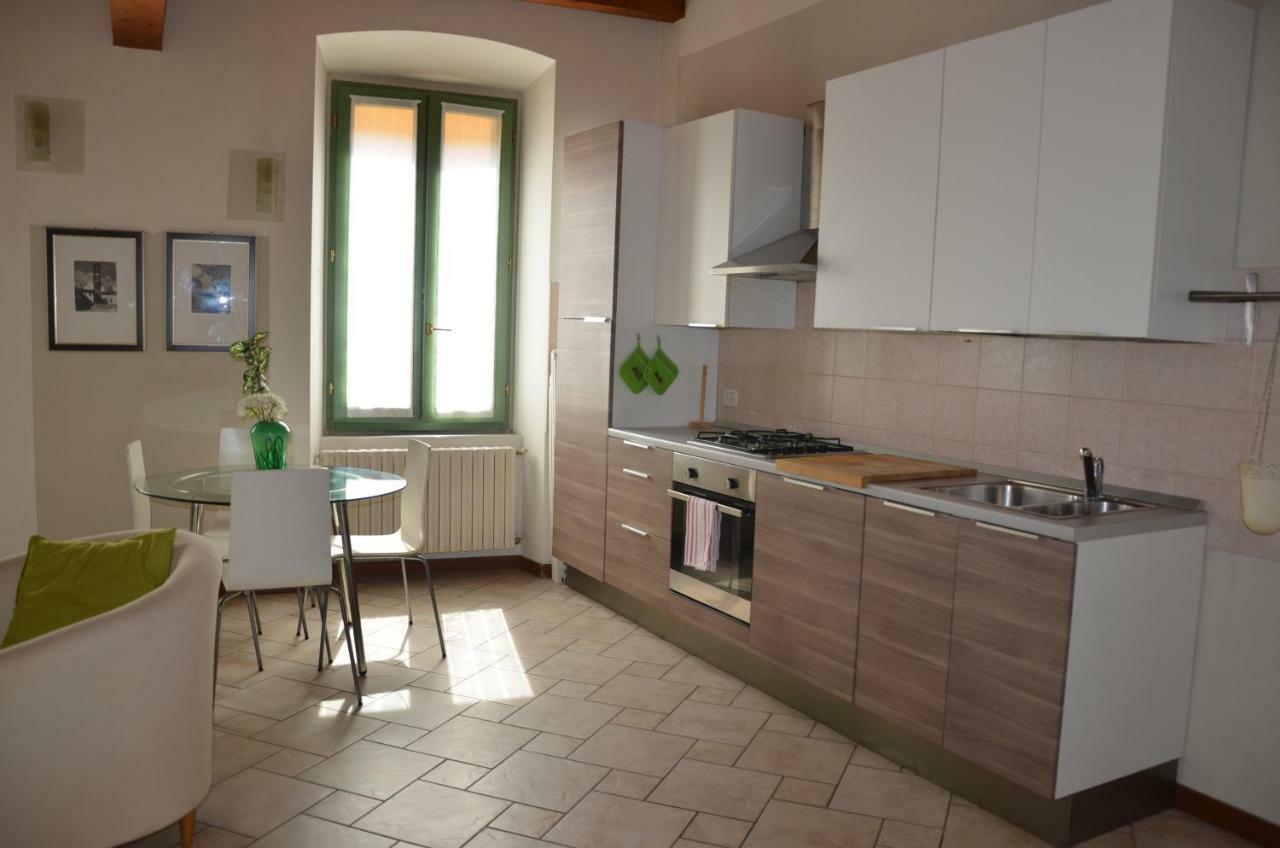Soggiorno In Centro Storico Vimercate Buitenkant foto